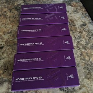 Younique 4D mascara new qty 1.